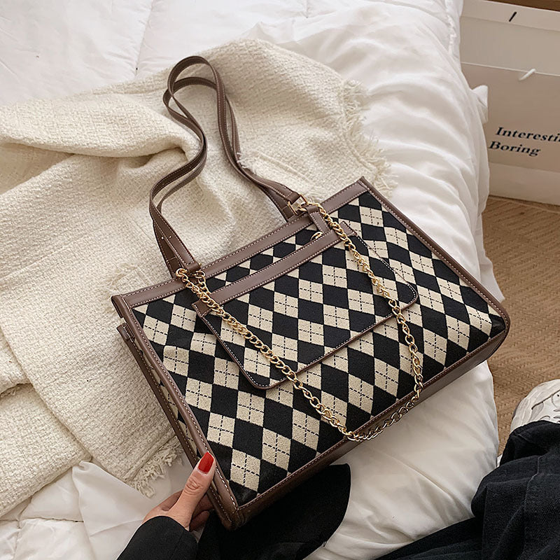 Women's Chain Rhombus School Commuter Shoulder Bag